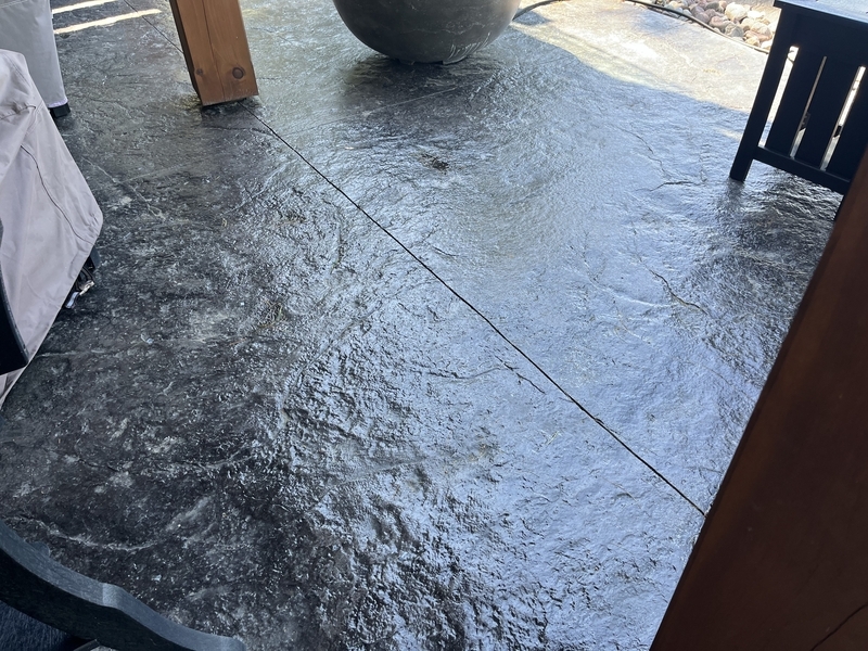 grey_stamped_concrete_patio_in_calabogie