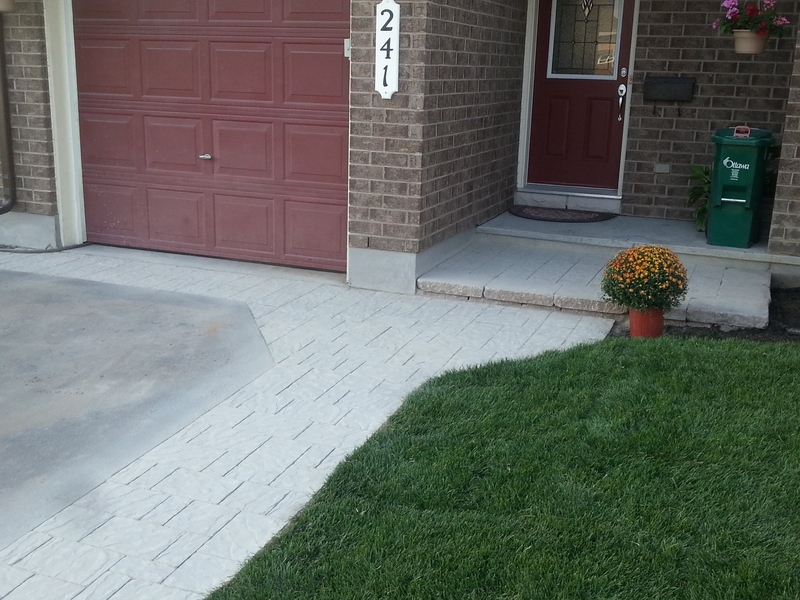 walkway%20to%20front%20door%20and%20step%20ottawa%20interlock